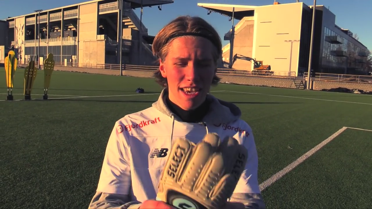 DEN ULTIMATE KEEPERDUELLEN!! SONDRE ROSSBACH MOT RANDULLE!!.mp4